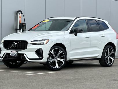 Used 2022 Volvo XC60 T8 R-Design w/ Advanced Package