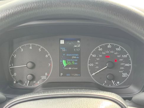 Used 2025 Toyota Corolla LE image 40