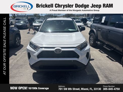 Used 2019 Toyota RAV4 LE image 7