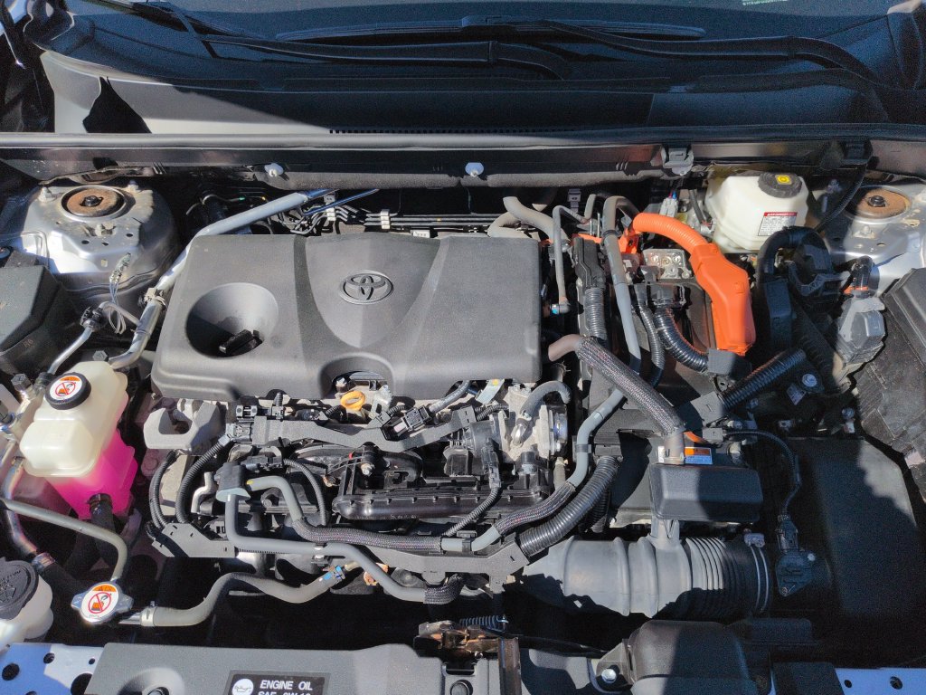 Certified 2024 Toyota RAV4 LE AWD/4WD image 22
