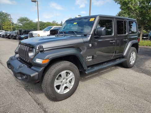 Used 2019 Jeep Wrangler Unlimited Sport S AWD/4WD image 1
