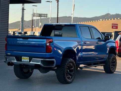 Used 2023 Chevrolet Silverado 1500 LT w/ Z71 Off-Road Package image 7