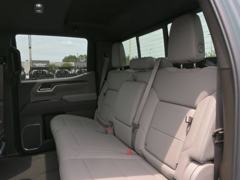 Used 2026 Chevrolet Silverado 1500 LTZ w/ LTZ Premium Package AWD/4WD image 10