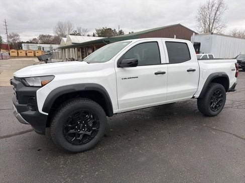 New 2026 Chevrolet Colorado Trail Boss AWD/4WD image 7