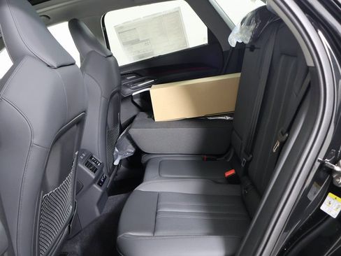 New 2025 Audi Q5 Prestige image 23