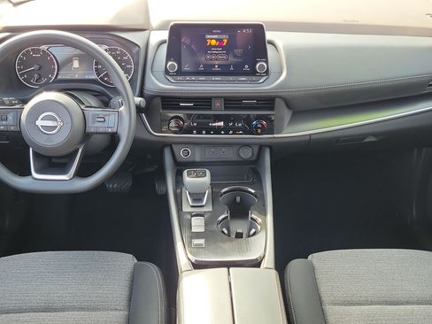 Certified 2023 Nissan Rogue SV FWD image 14