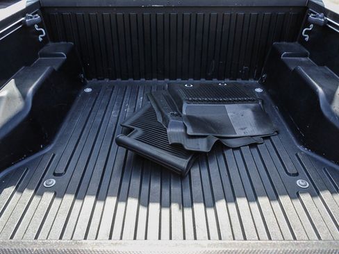 Used 2019 Toyota Tacoma SR5 image 26