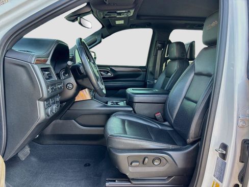 Used 2021 Chevrolet Tahoe High Country AWD/4WD image 26