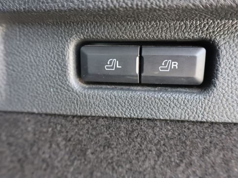 Used 2022 Lincoln Corsair Reserve w/ Equipment Group 201A image 31