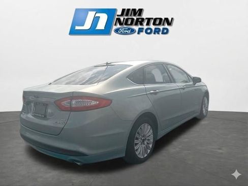 Used 2014 Ford Fusion SE image 10