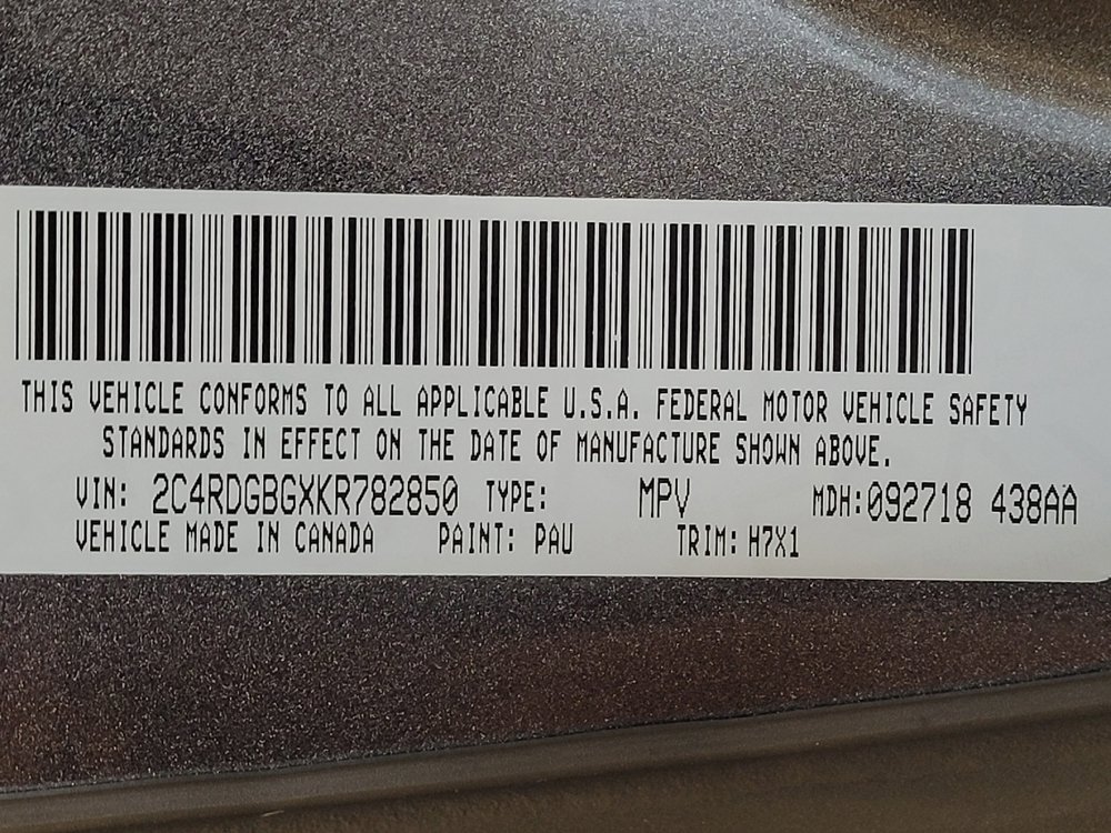 Used 2019 Dodge Grand Caravan SE FWD image 33