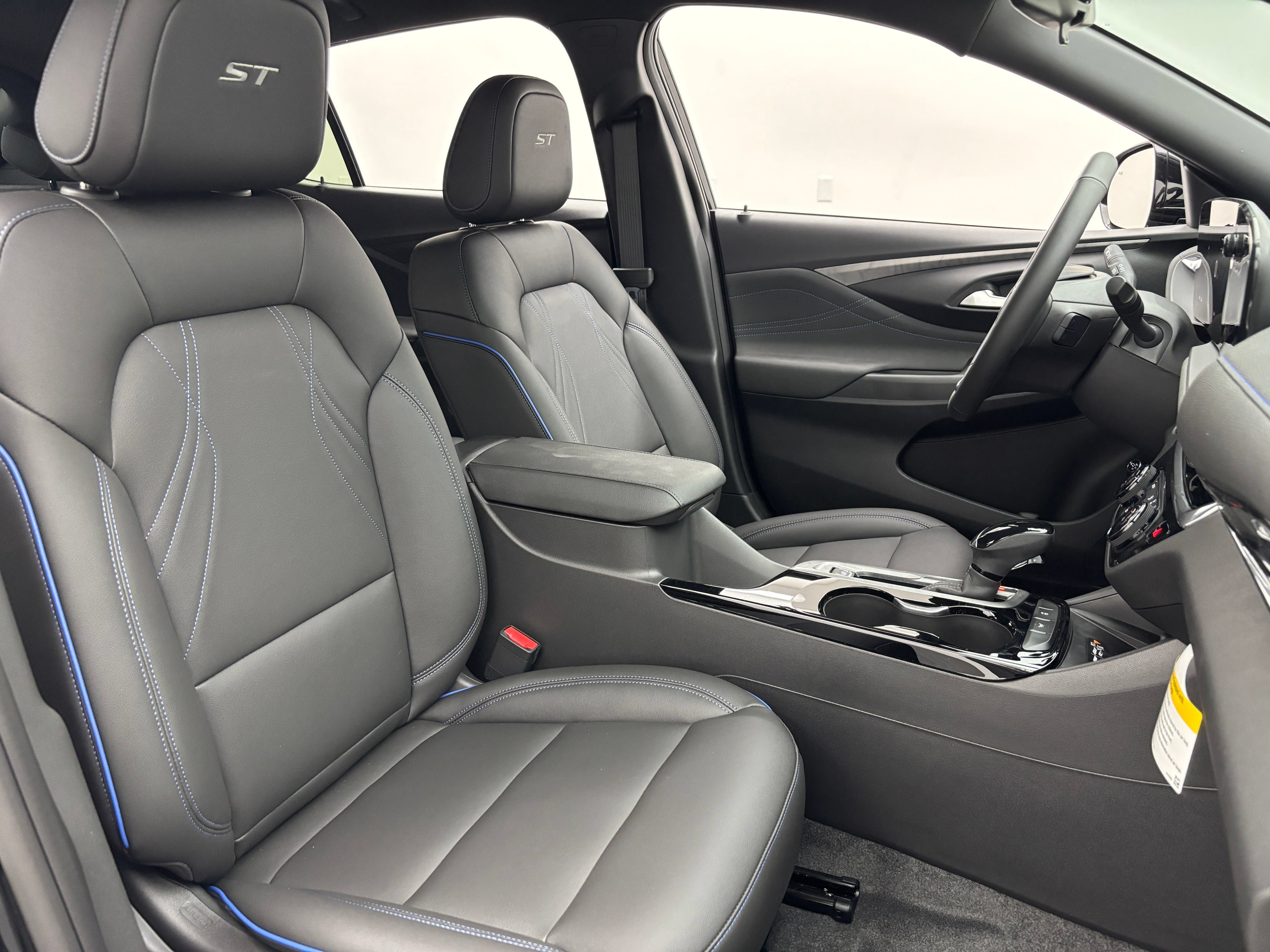 New 2026 Buick Envista Sport Touring w/ Convenience I Package FWD image 32