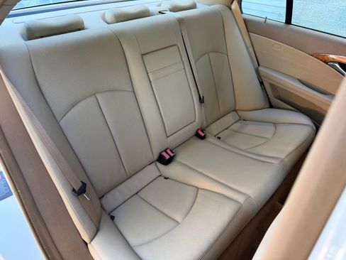 Used 2008 Mercedes-Benz E 350 Sedan image 24