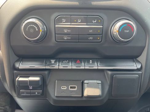 Used 2021 Chevrolet Silverado 3500 W/T w/ WT Convenience Package AWD/4WD image 17