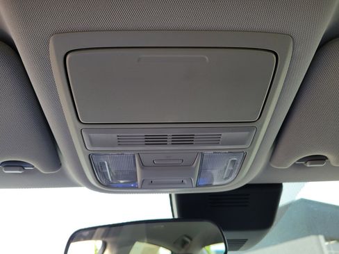 Certified 2018 Honda Accord LX image 30