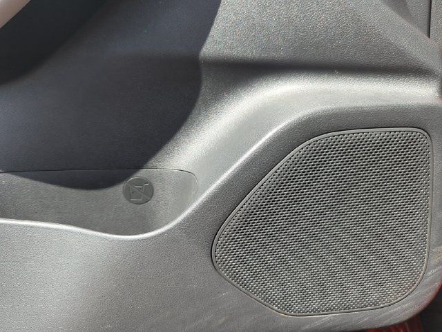 Certified 2021 Nissan Rogue SV FWD image 33