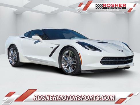 Used 2019 Chevrolet Corvette Stingray Coupe w/ 3LT Preferred Equipment Group RWD image 1