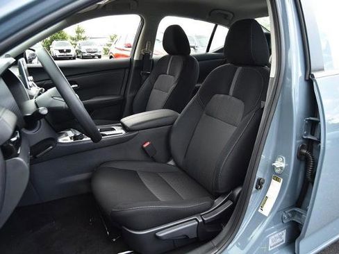 New 2025 Nissan Sentra SV image 19