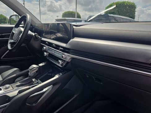 Used 2025 Kia Telluride S FWD image 22