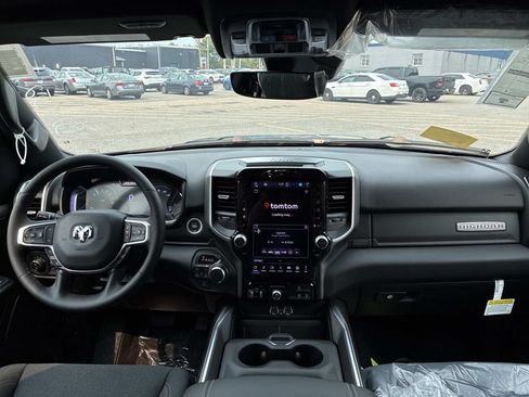New 2026 RAM 1500 Big Horn AWD/4WD image 8