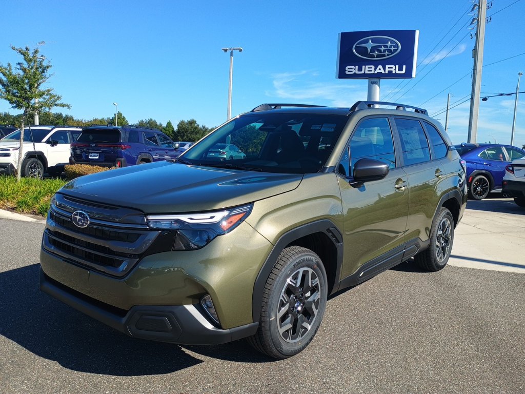 New 2026 Subaru Forester Premium AWD/4WD image 1