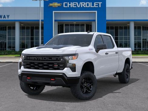 New 2026 Chevrolet Silverado 1500 Custom Trail Boss AWD/4WD image 6