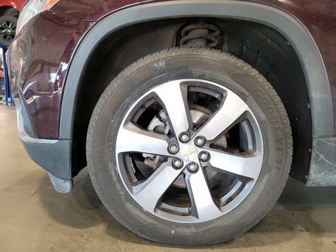 Used 2018 Chevrolet Traverse LT AWD/4WD image 13