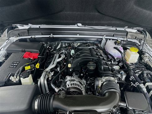 New 2025 Jeep Gladiator Mojave image 18