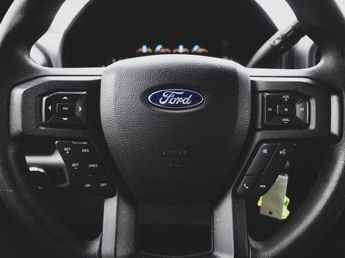 Used 2019 Ford F150 XLT image 9