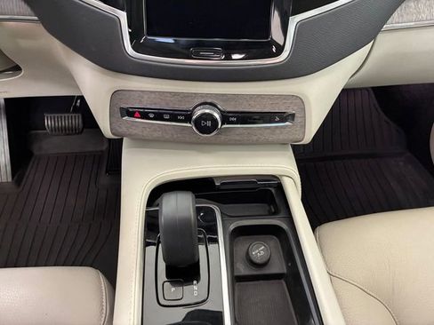 Used 2023 Volvo XC90 B6 Plus w/ Protection Package Premier AWD/4WD image 21