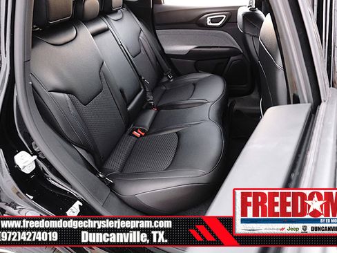 New 2026 Jeep Compass Latitude image 16