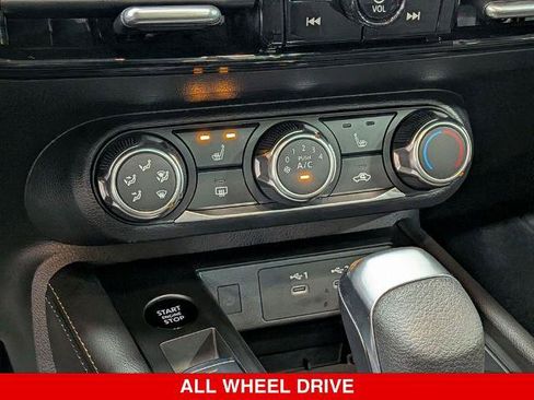 Certified 2025 Nissan Kicks SV w/ SV Premium Package AWD/4WD image 23
