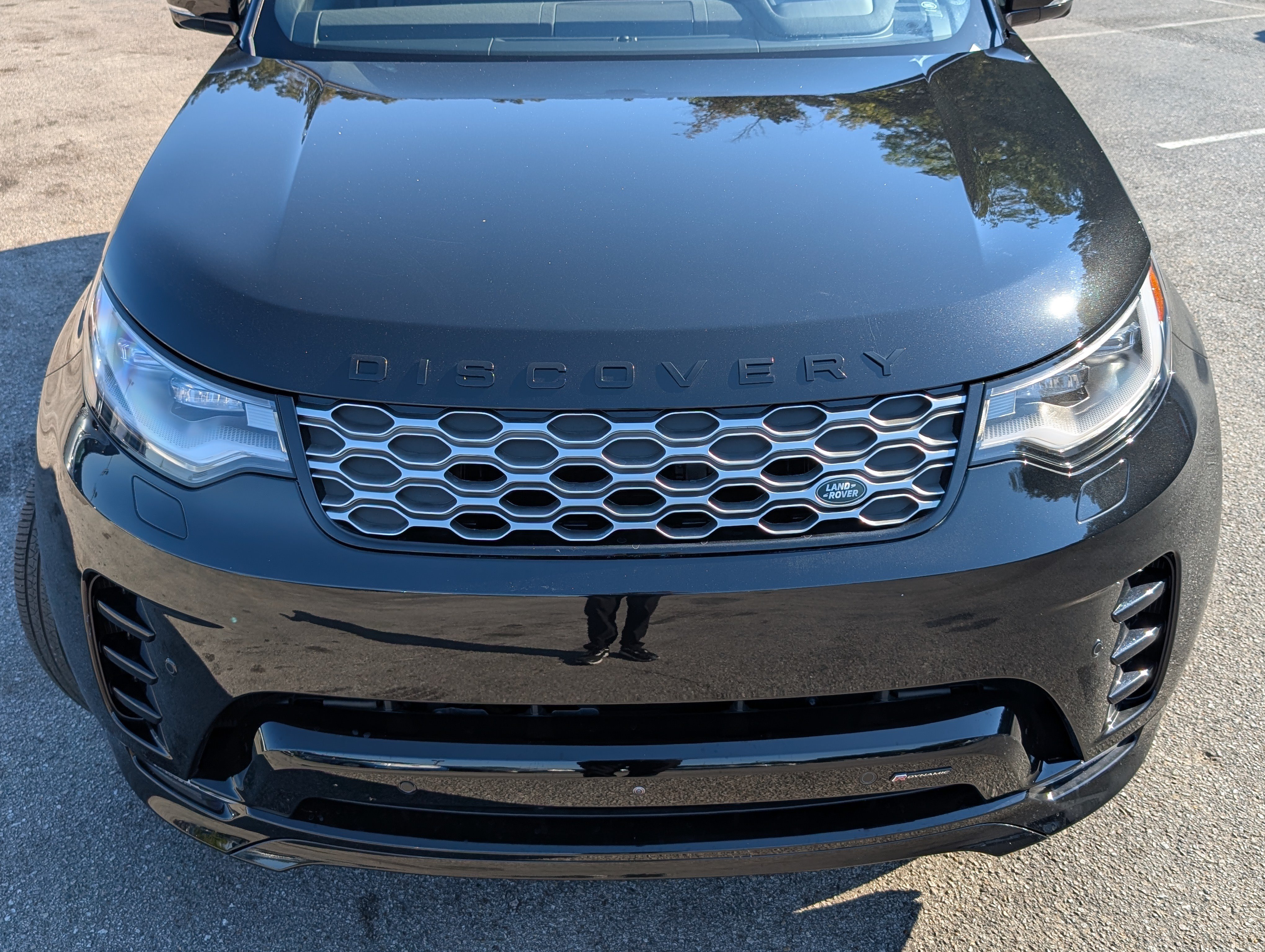 Used 2023 Land Rover Discovery Metropolitan Edition AWD/4WD image 12