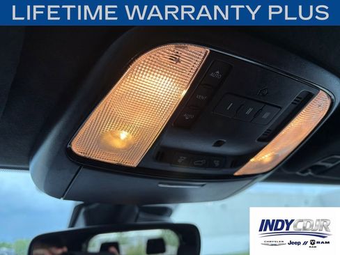 Used 2024 Dodge Durango R/T AWD/4WD image 18
