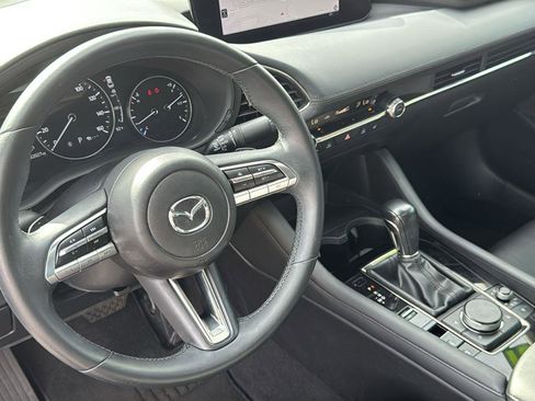 Used 2021 MAZDA MAZDA3 s image 20