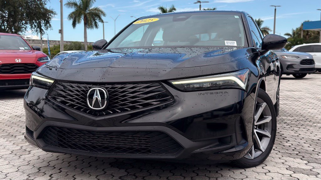 Used 2025 Acura Integra FWD image 2
