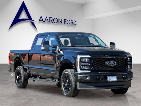 New 2026 Ford F250 Lariat w/ Black Appearance Package image 7