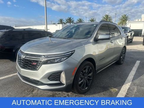 Used 2023 Chevrolet Equinox RS w/ RS Leather Package image 3