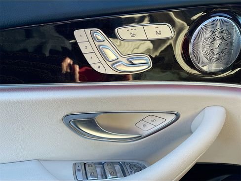 Used 2020 Mercedes-Benz E 450 E 450 image 18