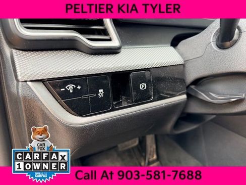 Certified 2024 Kia Sportage LX image 16