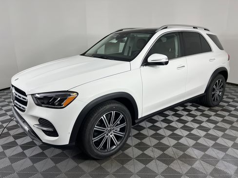 New 2026 Mercedes-Benz GLE 450e 4MATIC image 8