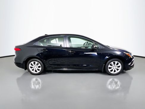 Used 2025 Toyota Corolla LE FWD image 3