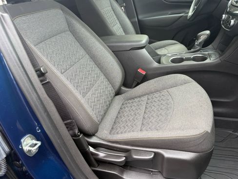 Used 2023 Chevrolet Equinox LT image 8