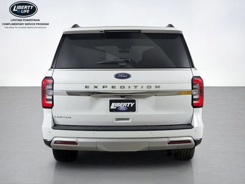 Used 2024 Ford Expedition Limited AWD/4WD image 4