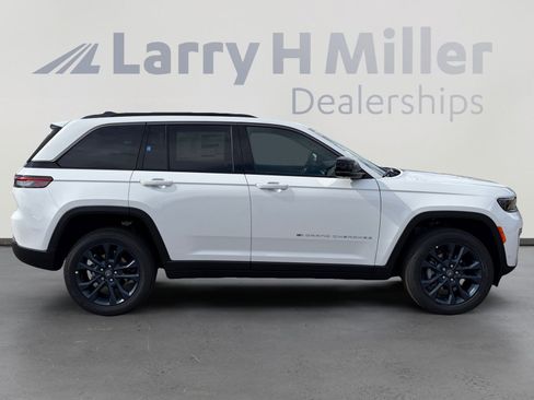 New 2026 Jeep Grand Cherokee Limited AWD/4WD image 7