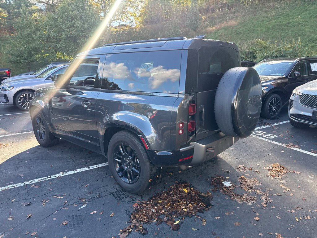 Used 2021 Land Rover Defender 90 X-Dynamic S AWD/4WD image 4