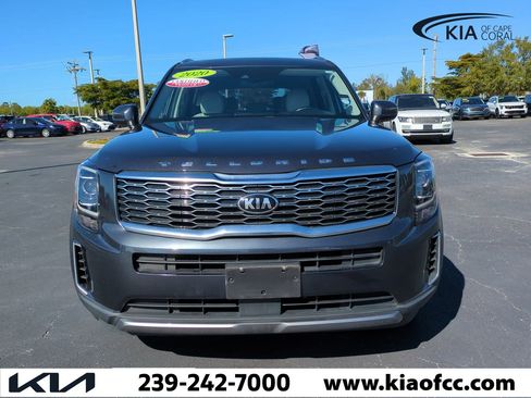 Certified 2020 Kia Telluride EX w/ Towing Package image 3