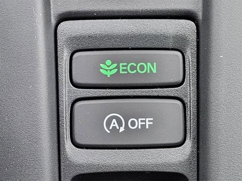 New 2025 Honda Accord SE image 33