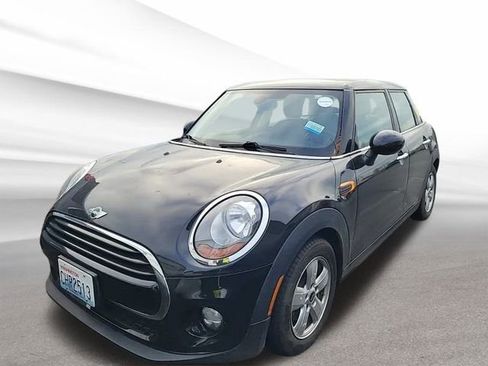 Used 2016 MINI Cooper 4-Door Hardtop image 25