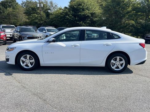 Used 2024 Chevrolet Malibu LT image 19